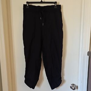 Lululemon Athletica Black Dance Studio Cropped Pants